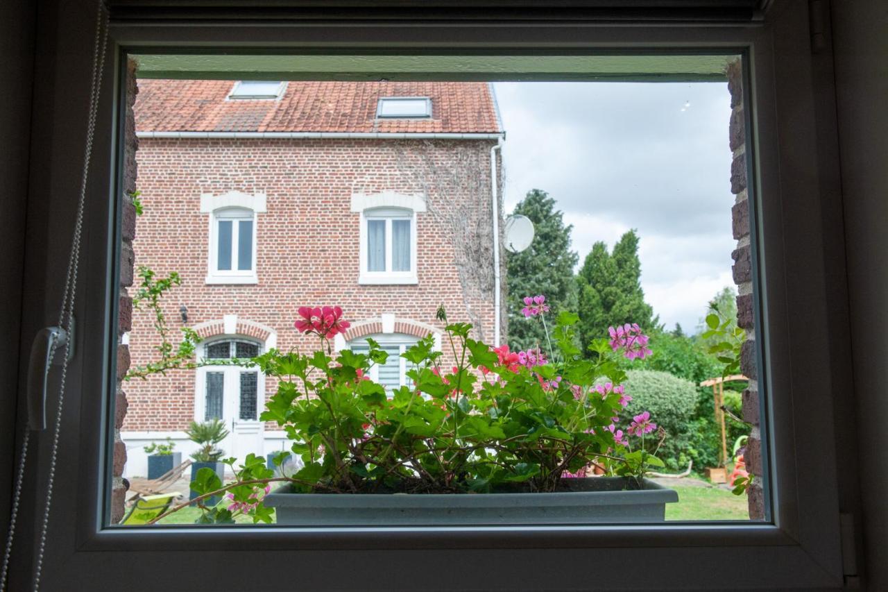 L'Heure Bleue Gites Et Chambres D'Hotes Givenchy-en-Gohelle Eksteriør bilde