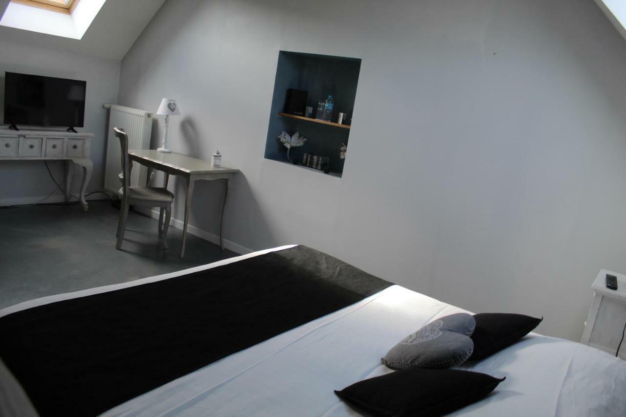 L'Heure Bleue Gites Et Chambres D'Hotes Givenchy-en-Gohelle Eksteriør bilde